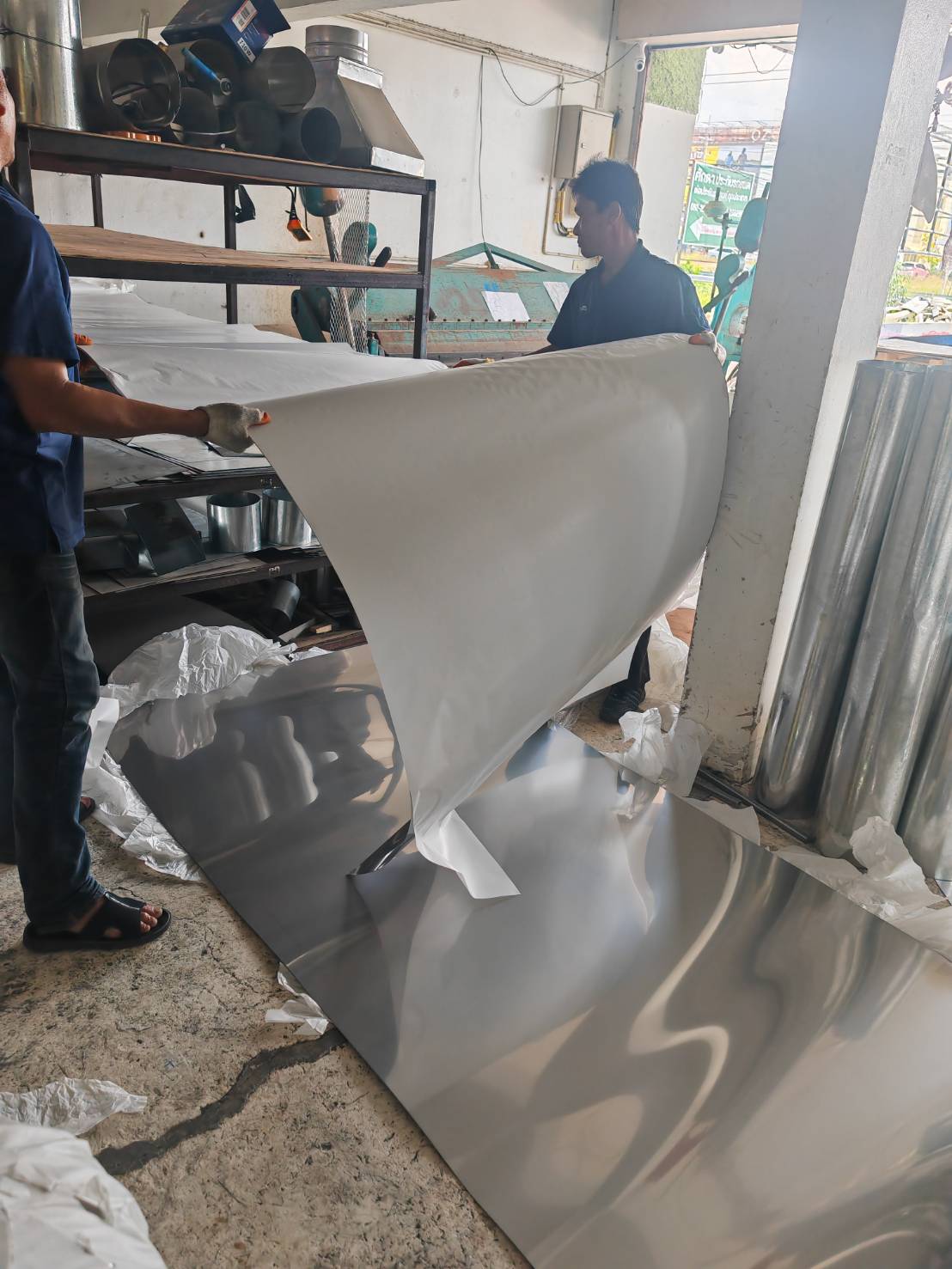 รางน้ำฝน, ติดตั้งรางน้ำฝน, รางน้ำฝนระยอง, ลูกหมุนระบายอากาศ, ขายรางน้ำฝน, อุปกรณ์รางน้ำฝน